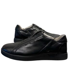 Kizik black easy slip on Men's Black Leather Sneakers, size 10.5W, used